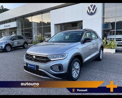 Volkswagen T-Roc 1.5 tsi Life dsg del 2023 usata a Casoria