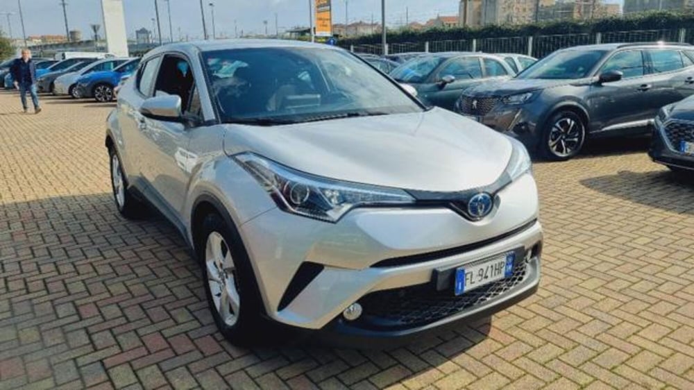 Toyota Toyota C-HR usata a Savona (4)