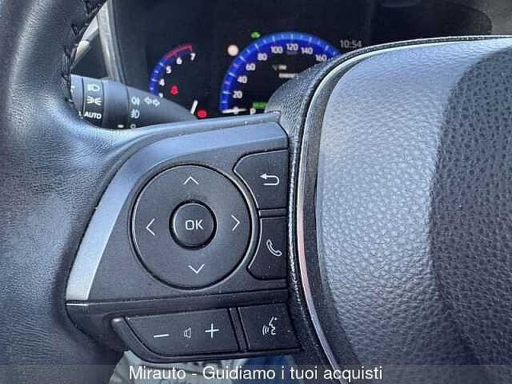 Toyota Corolla Touring Sports usata a Roma (15)