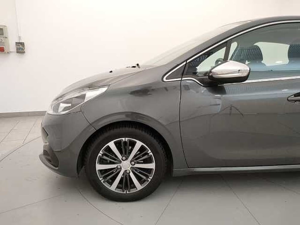 Peugeot 208 usata a Varese (7)