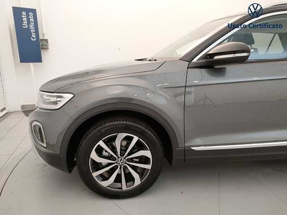 Volkswagen T-Roc nuova a Varese (4)