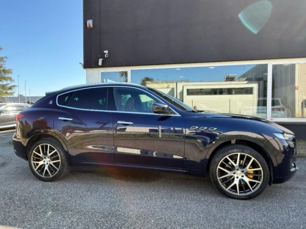 Maserati Levante usata a Bologna (3)