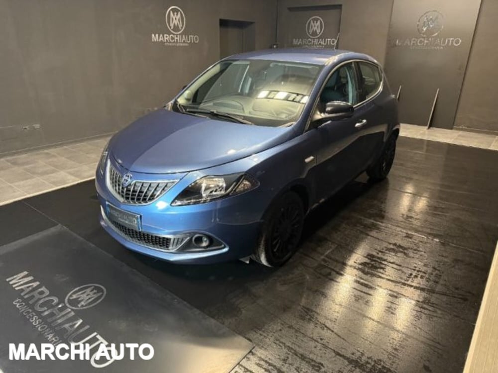 Lancia Ypsilon usata a Perugia