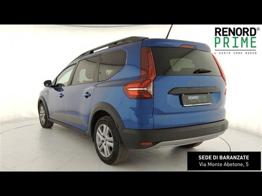 Dacia Jogger usata a Milano (7)