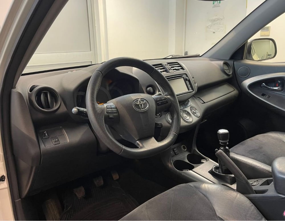 Toyota Rav4 usata a Ferrara (12)