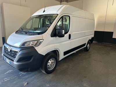 Opel Movano Furgone 33 L2H2 2.2 Bluehdi 120cv S&amp;S del 2022 usata a Milano