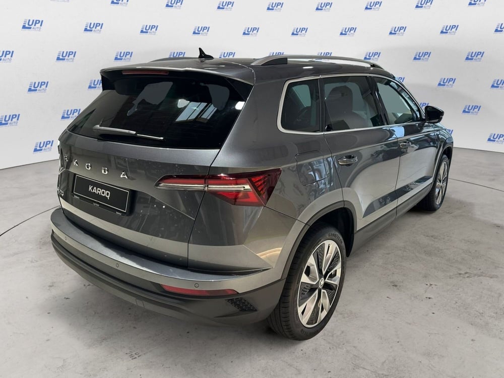 Skoda Karoq nuova a Prato (5)