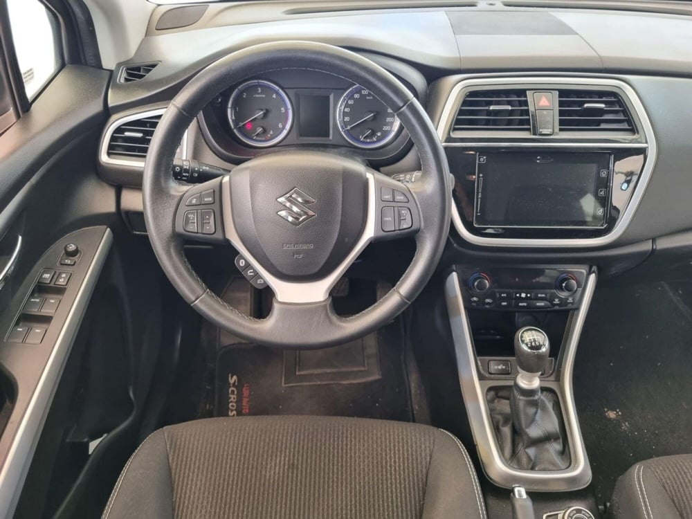 Suzuki S-Cross usata a Pistoia (9)