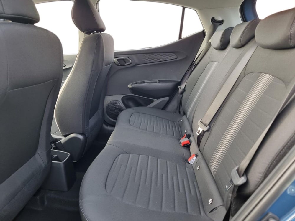 Hyundai i10 nuova a Firenze (10)