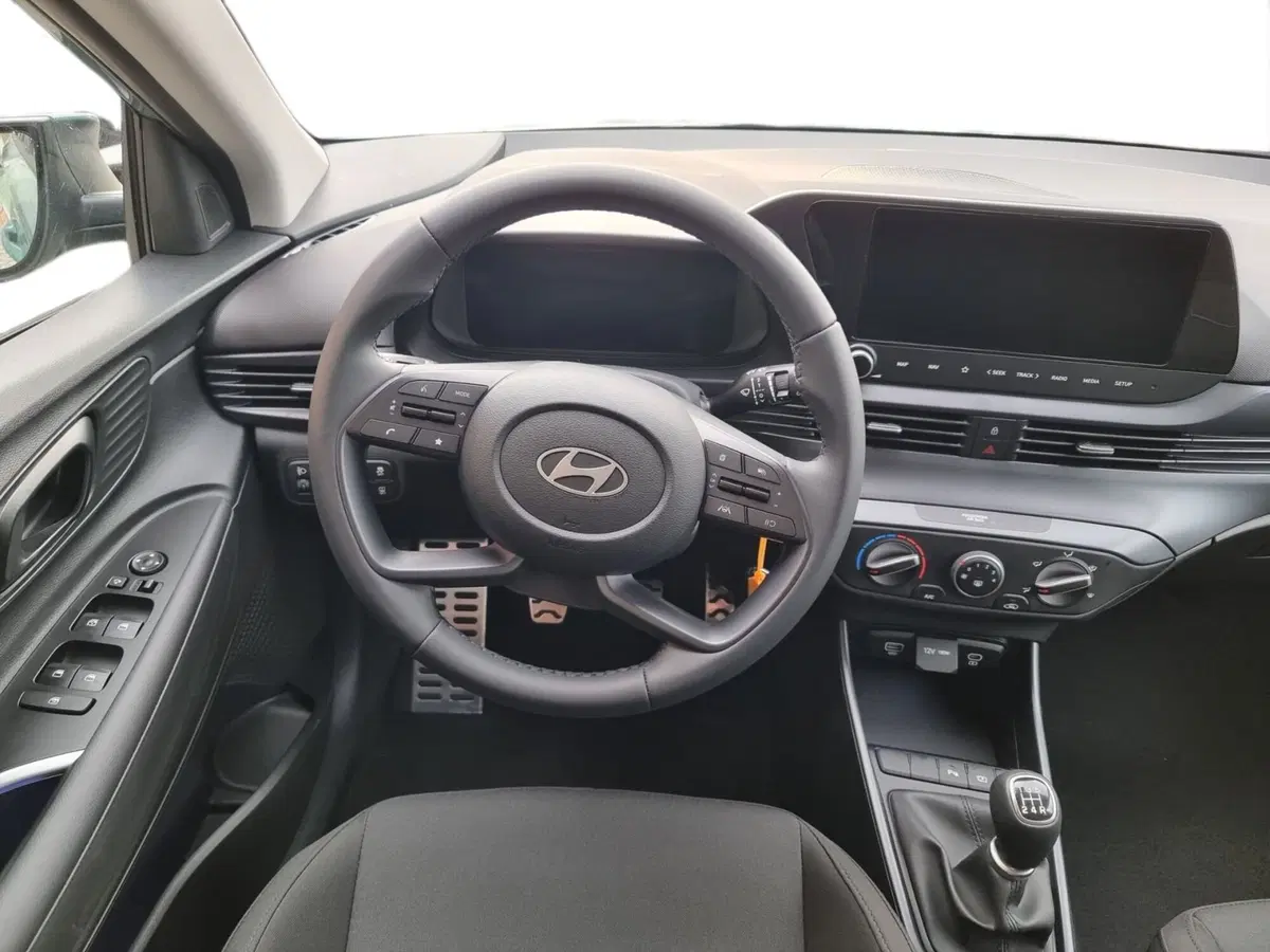 Hyundai Bayon nuova a Pistoia (10)