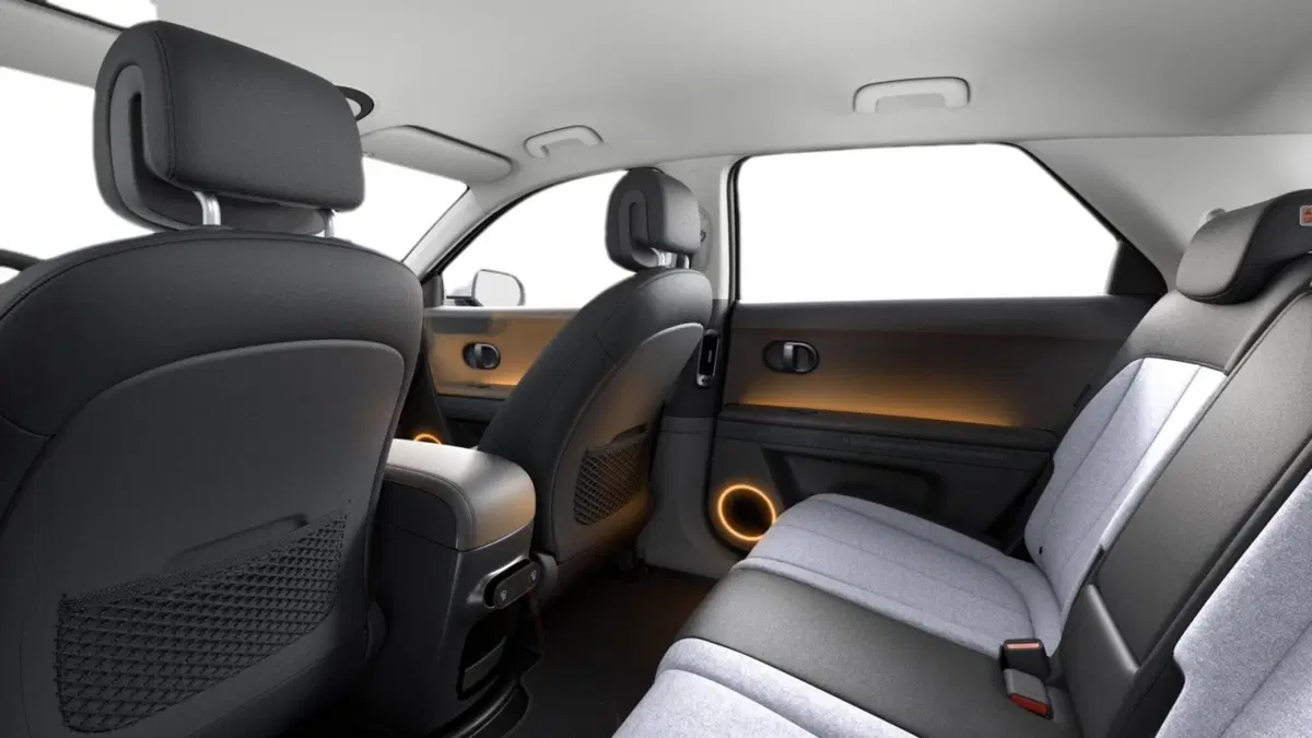 Hyundai Ioniq 5 nuova a Pistoia (14)