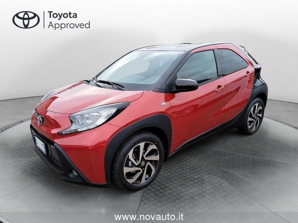 Toyota Aygo X nuova a Varese