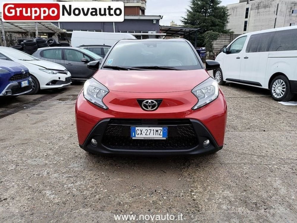 Toyota Aygo X nuova a Varese (5)