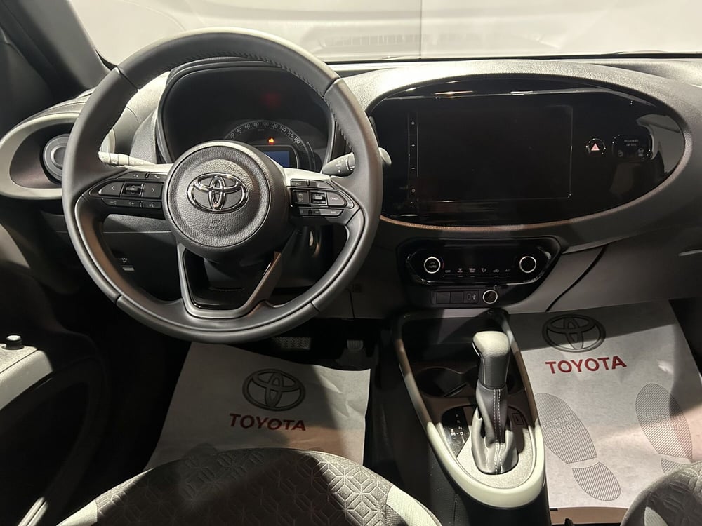 Toyota Aygo X nuova a Milano (10)