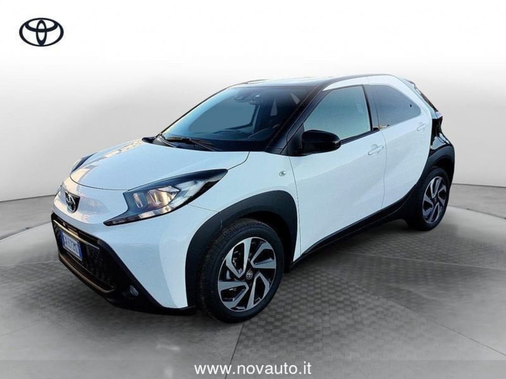 Toyota Aygo X nuova a Varese