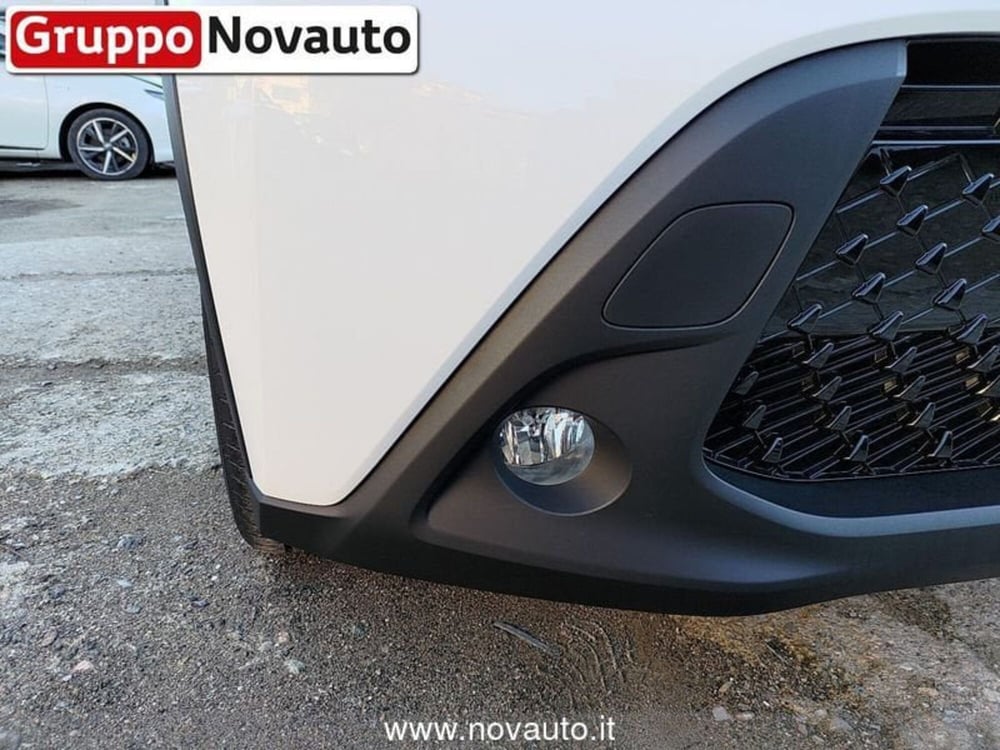 Toyota Aygo X nuova a Varese (10)