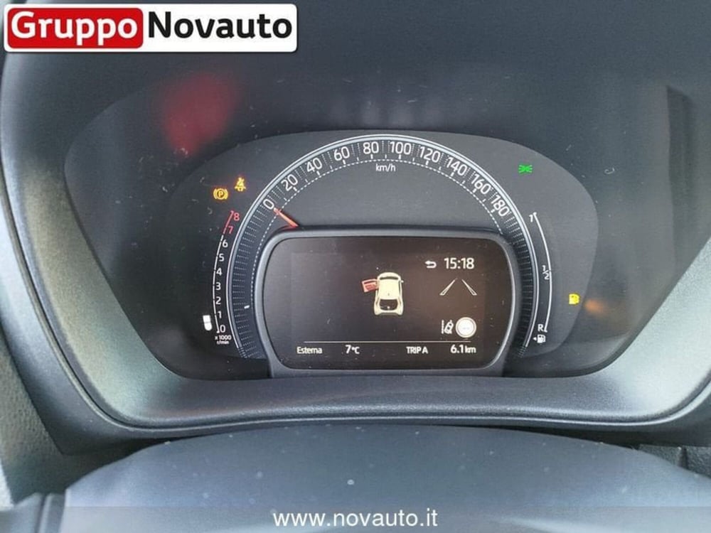 Toyota Aygo X nuova a Varese (20)