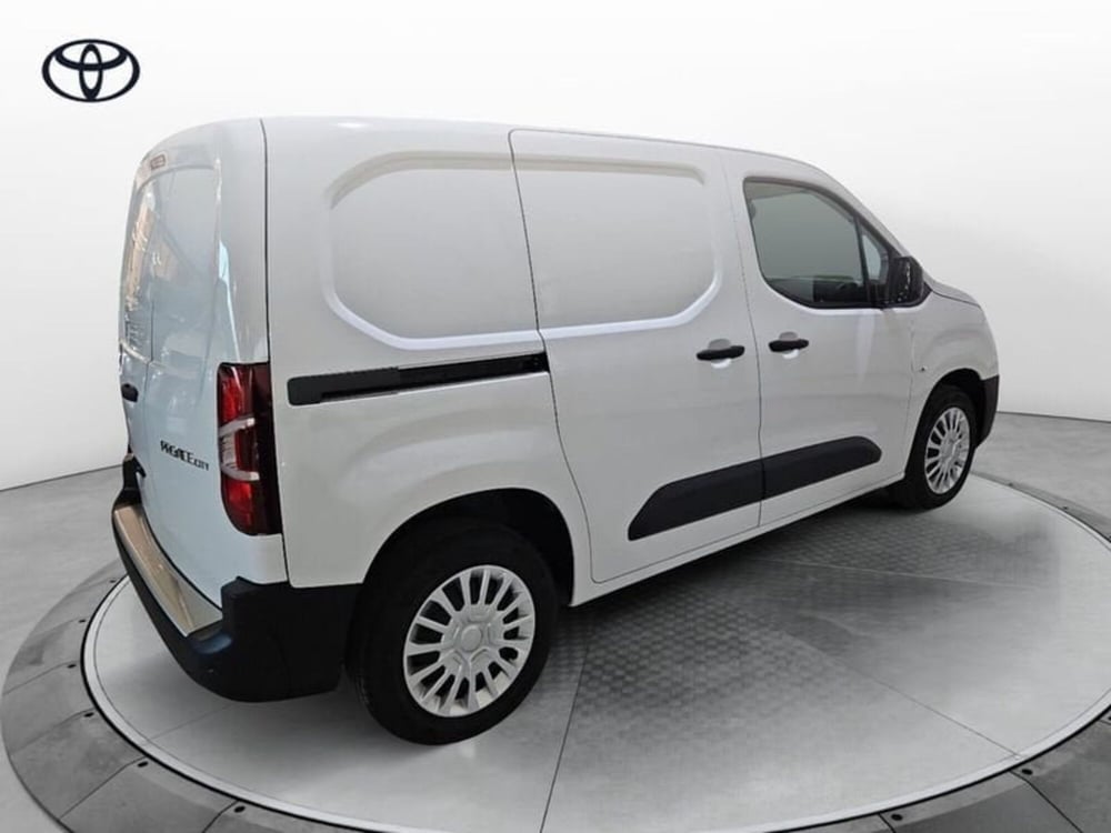 Toyota Proace City nuova a Vicenza (6)