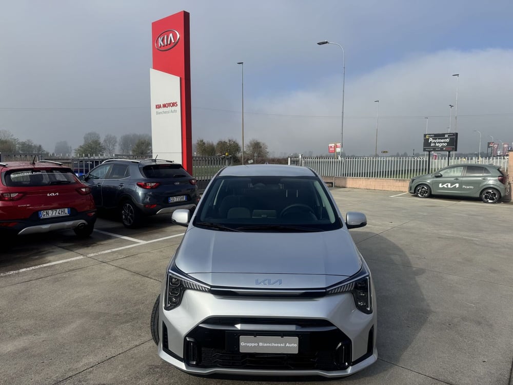 Kia Picanto nuova a Cremona (3)