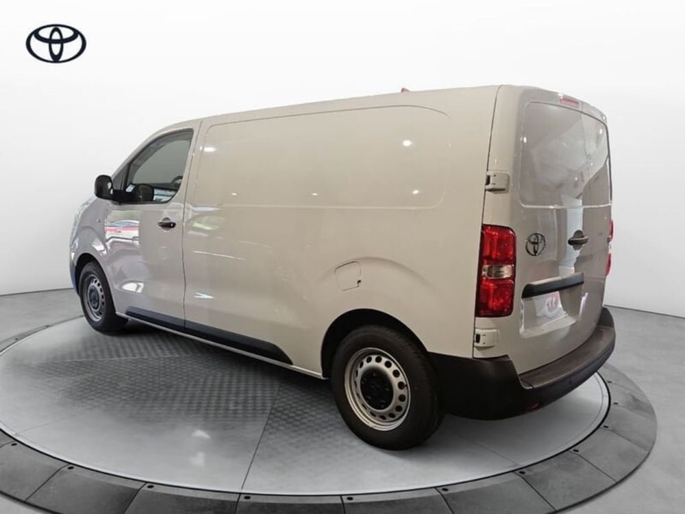 Toyota Proace nuova a Vicenza (3)