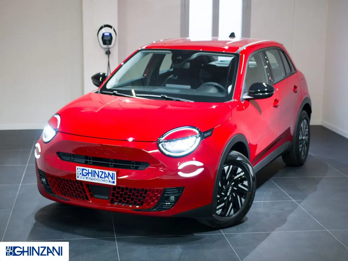 Fiat 600e nuova a Bergamo (2)