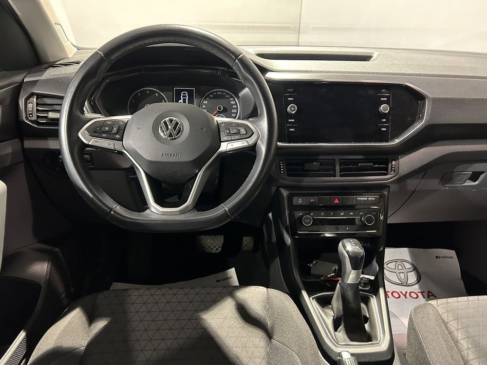 Volkswagen T-Cross usata a Milano (10)