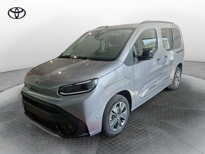 Toyota Proace City Verso City Verso 1.5D 130 CV S&amp;S Short Luxury nuova a Torri di Quartesolo