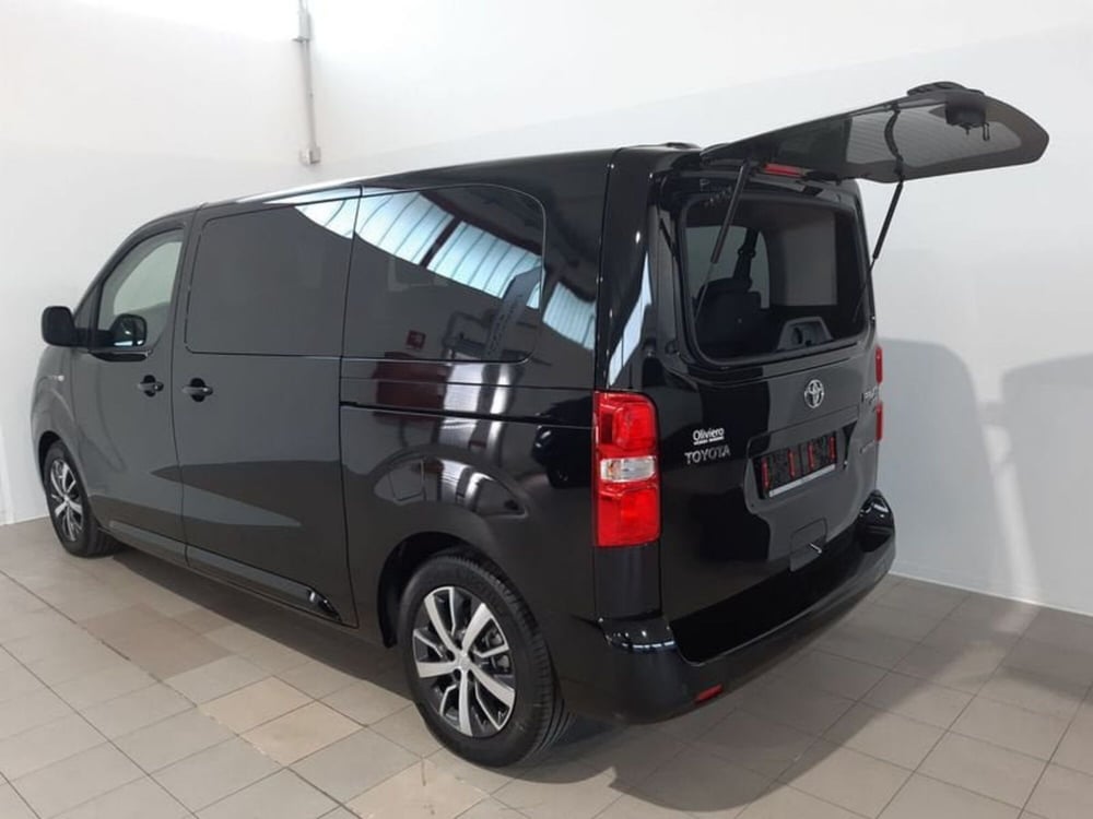 Toyota Proace Verso nuova a Vicenza (8)