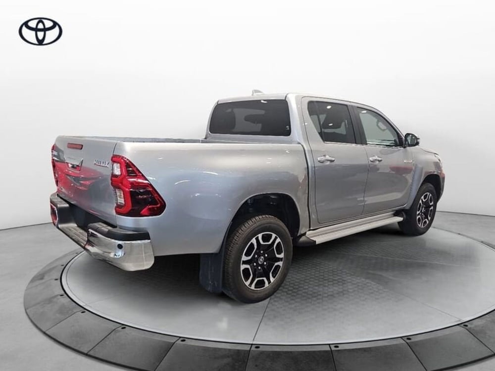 Toyota Hilux nuova a Vicenza (5)