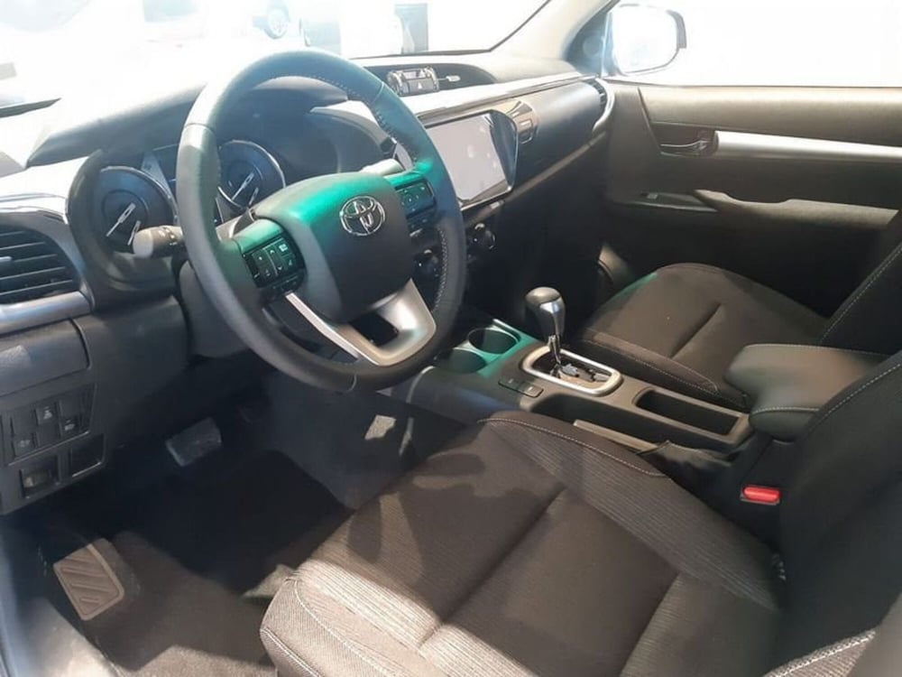 Toyota Hilux nuova a Vicenza (15)