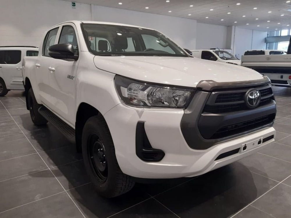 Toyota Hilux nuova a Vicenza (7)