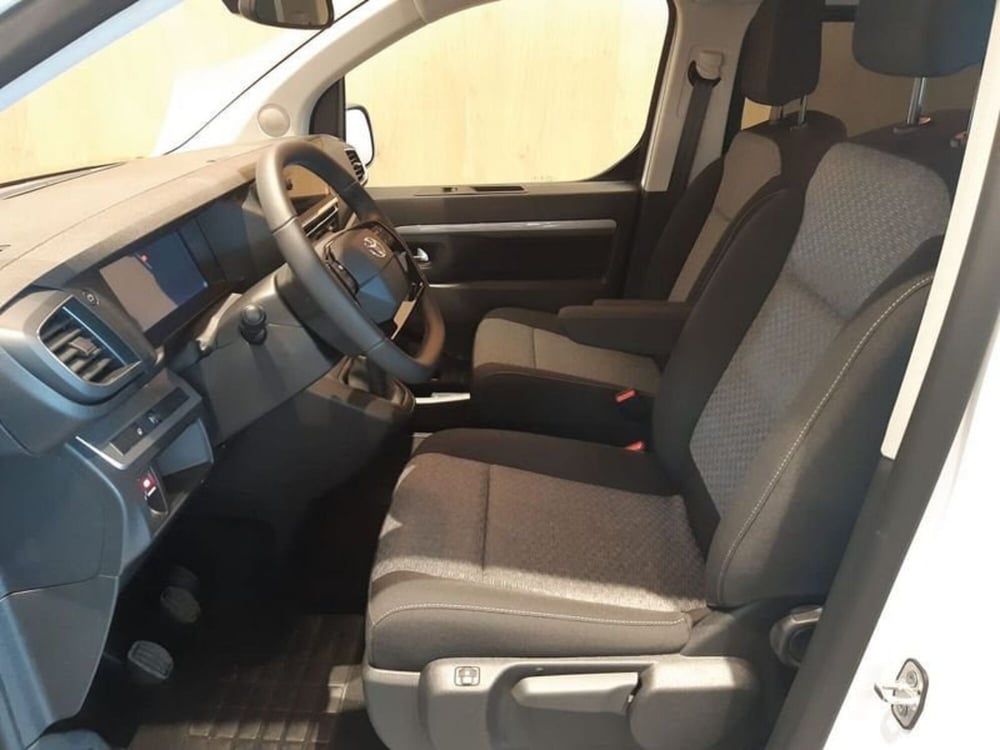 Toyota Proace Verso nuova a Vicenza (10)