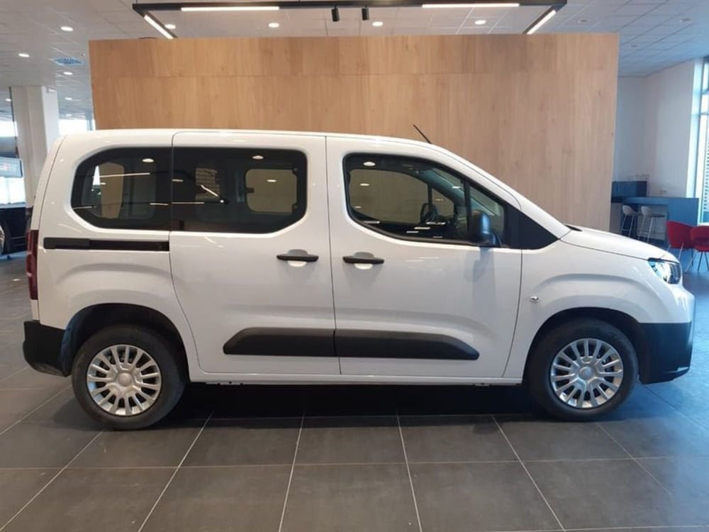 Toyota Proace City Verso nuova a Vicenza (3)