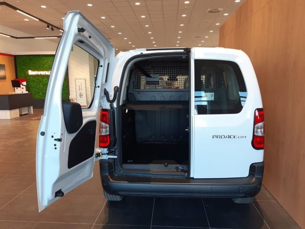 Toyota Proace City Verso nuova a Vicenza (9)