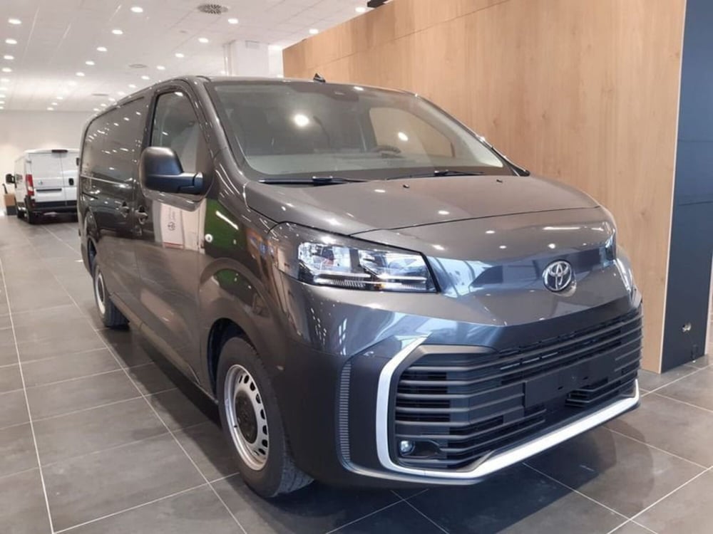 Toyota Proace nuova a Vicenza (3)