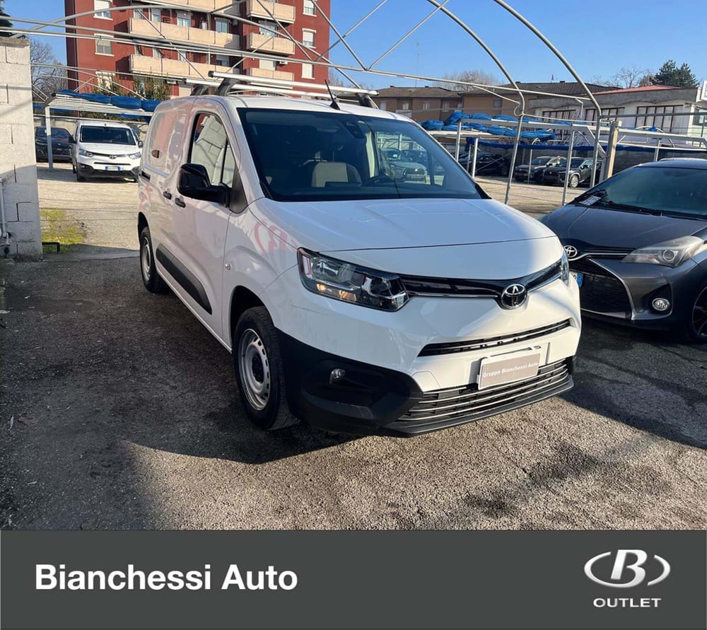 Toyota Proace City usata a Cremona (3)