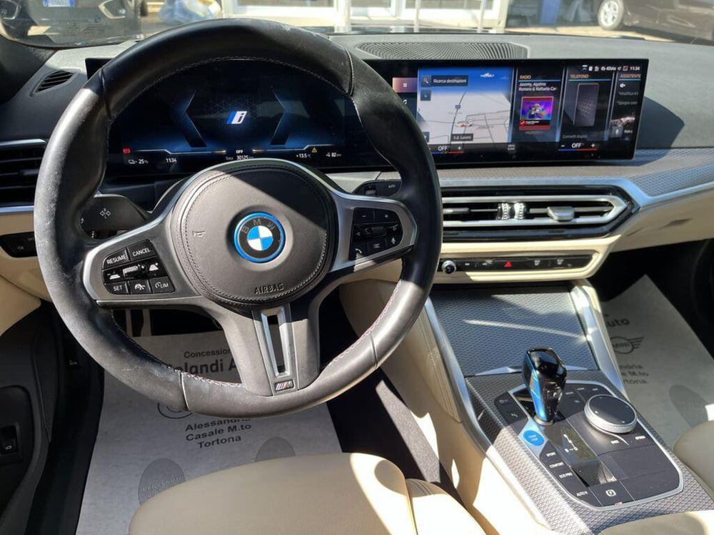 BMW i4 usata a Alessandria (12)