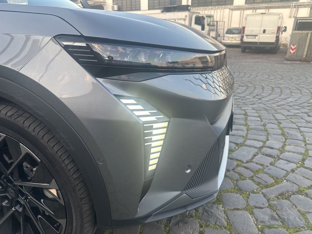 Renault Scenic E-Tech Electric usata a Napoli (10)