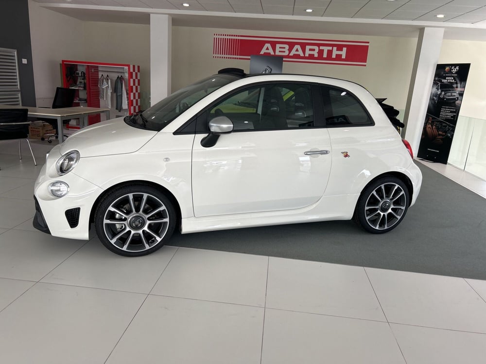 Abarth 595 Cabrio nuova a Arezzo (2)