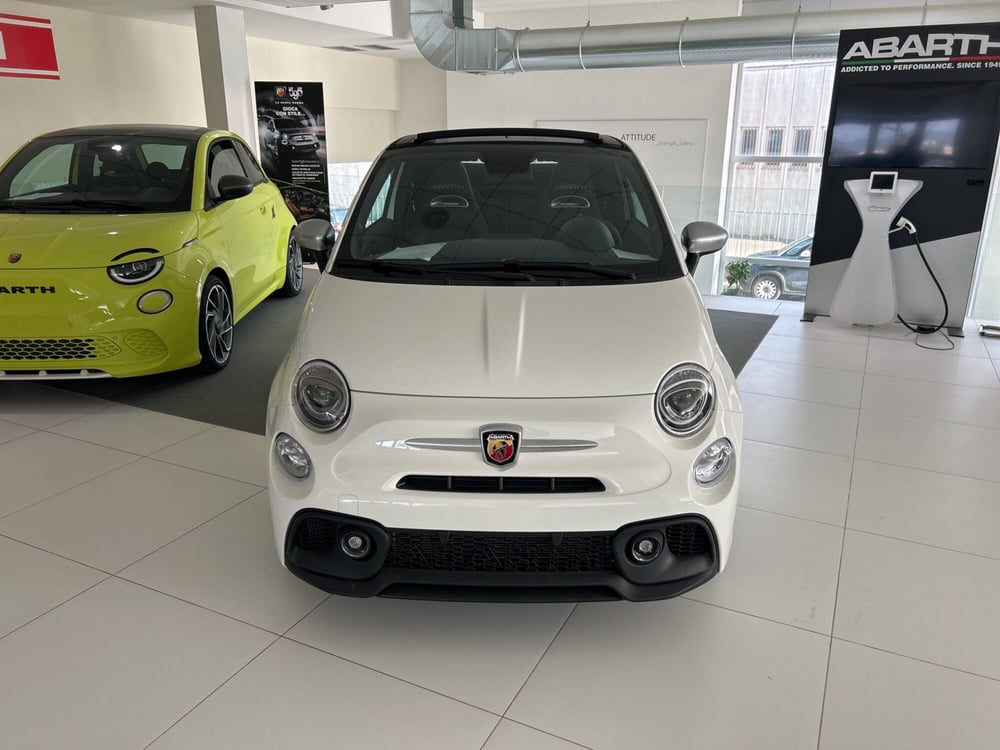 Abarth 595 Cabrio nuova a Arezzo (5)