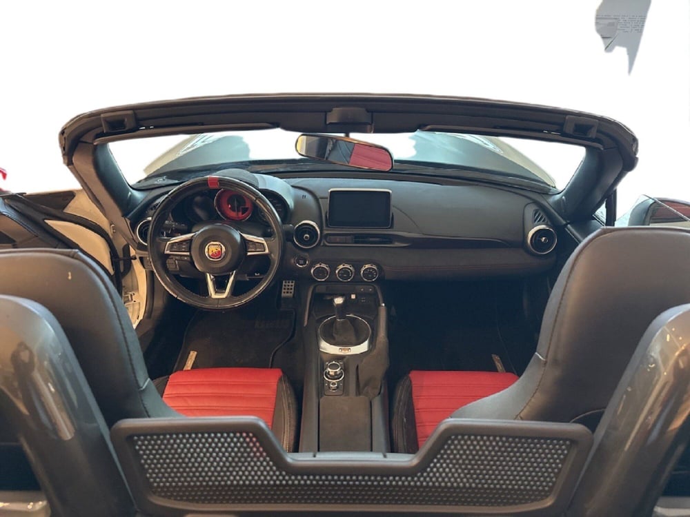 Abarth 124 Spider usata a Arezzo (18)