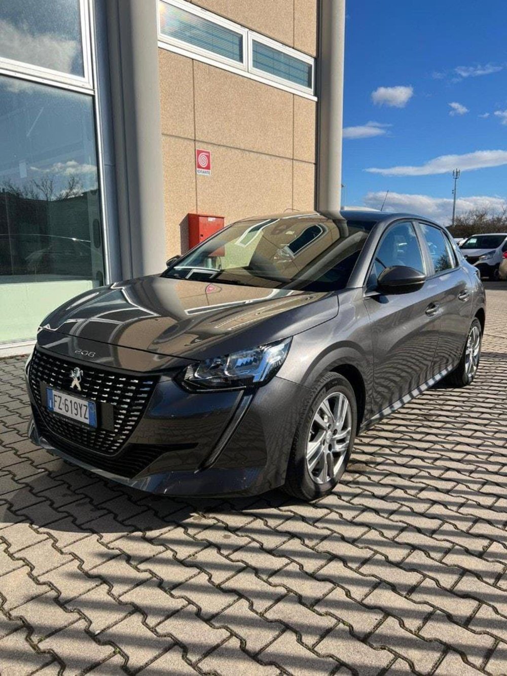 Peugeot 208 usata a Firenze (3)