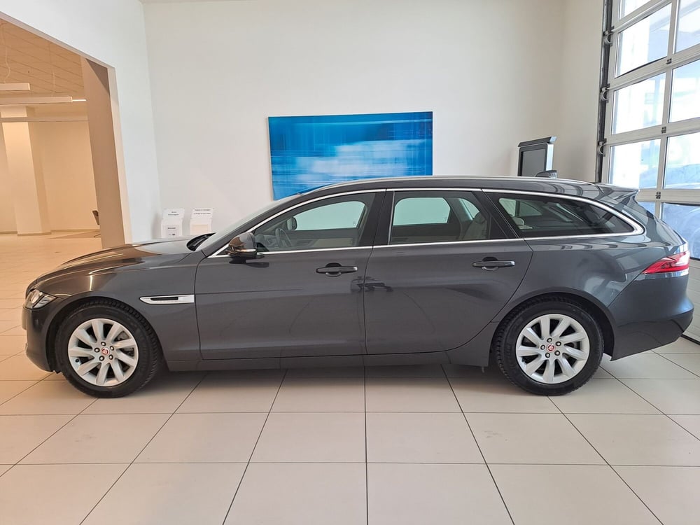 Jaguar XF Sportbrake usata a Pavia (3)