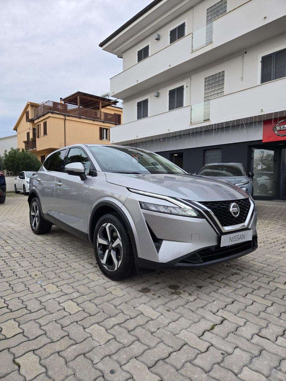 Nissan Qashqai usata a Macerata (2)