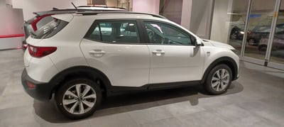 Kia Stonic 1.2 MPI 84 CV Style  nuova a Messina