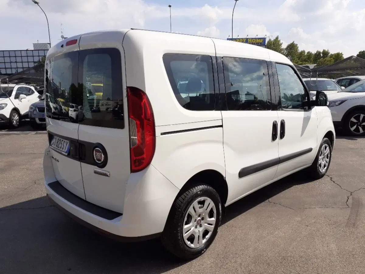 Fiat Doblò usata a Modena (5)