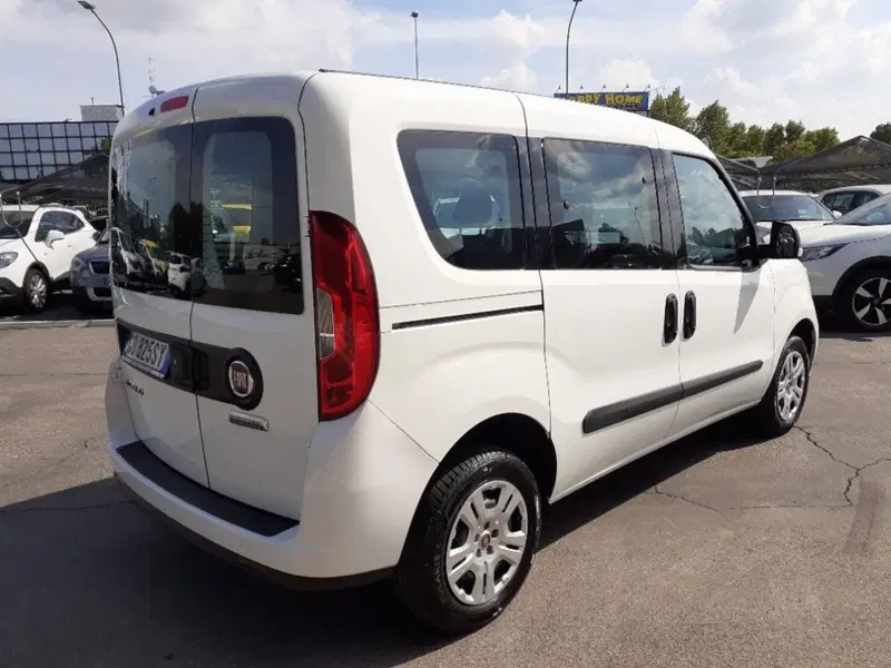 Fiat Doblò usata a Modena (5)