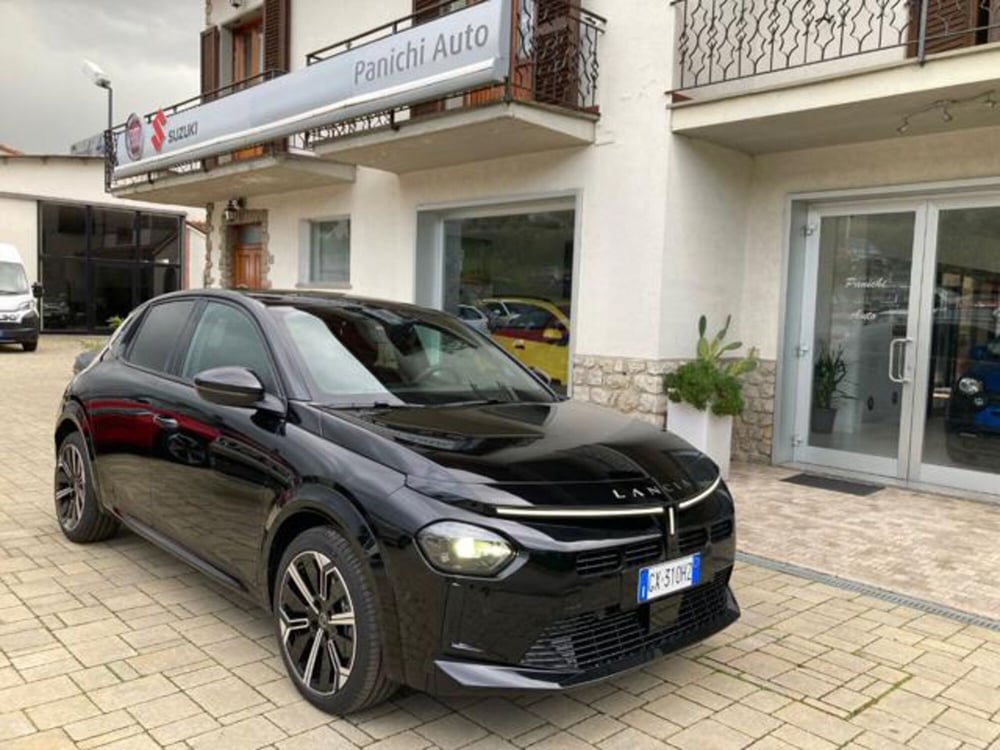 Lancia Ypsilon nuova a Arezzo (4)