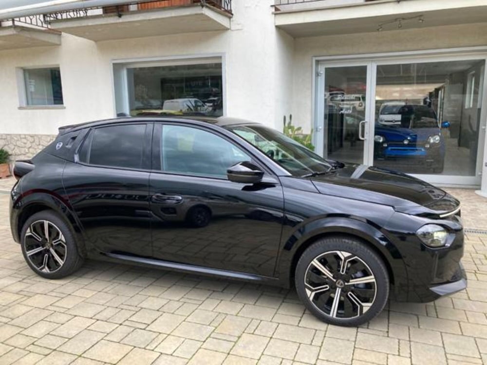 Lancia Ypsilon nuova a Arezzo (5)