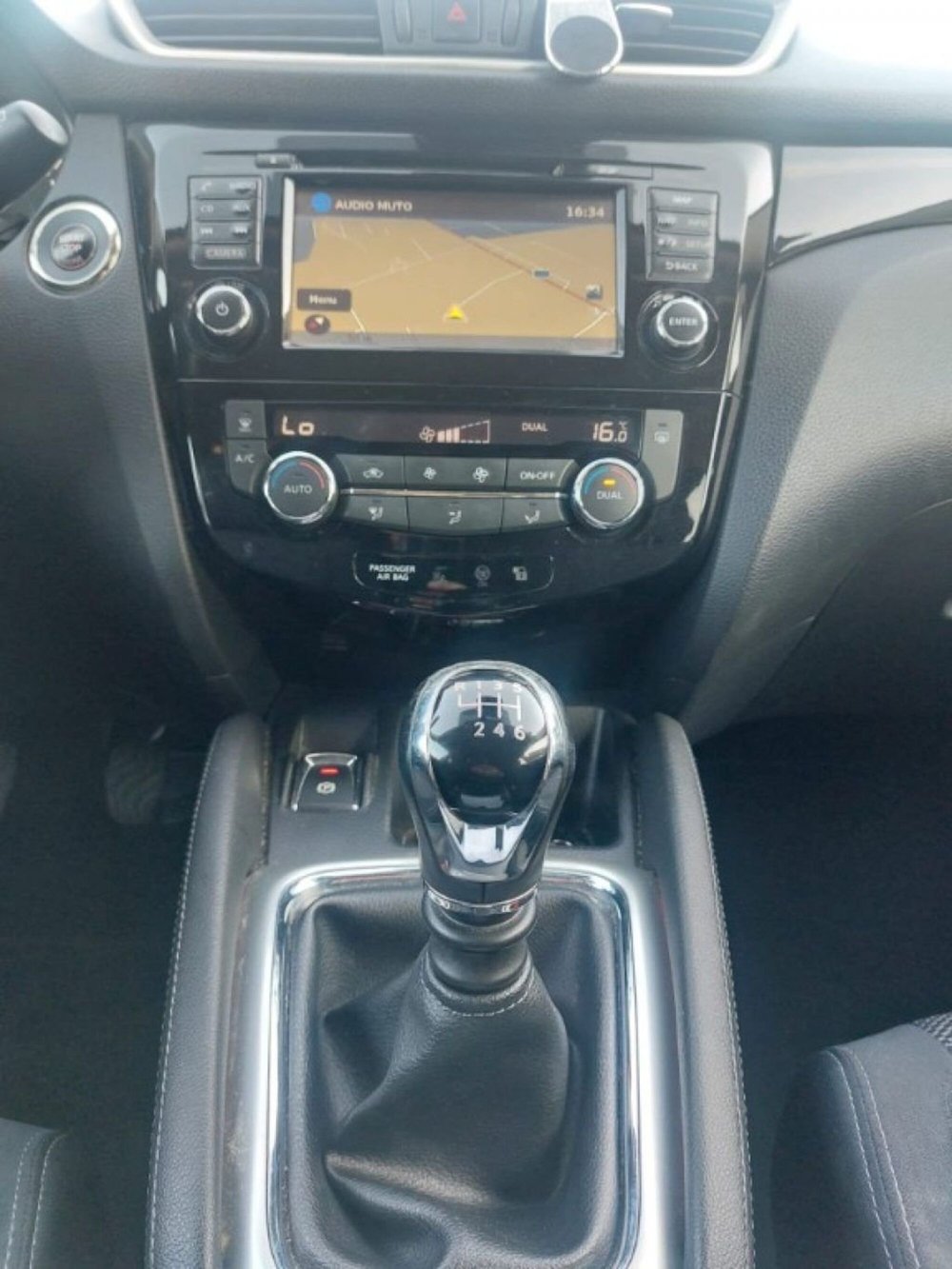 Nissan Qashqai usata a Modena (11)